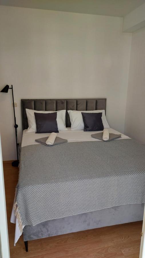 Apartment Tre Strade Baska Voda Exterior photo